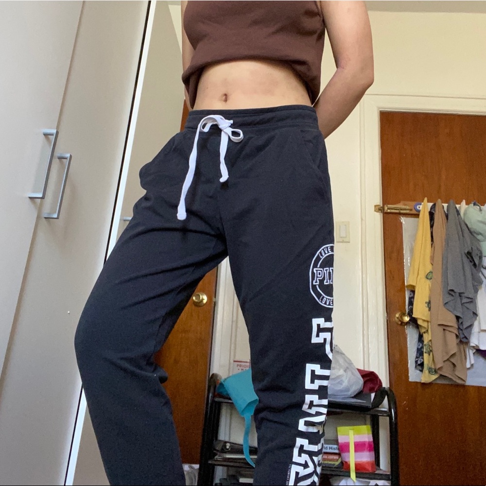 PINK Victoria’s Secret Preppy Sweatpants